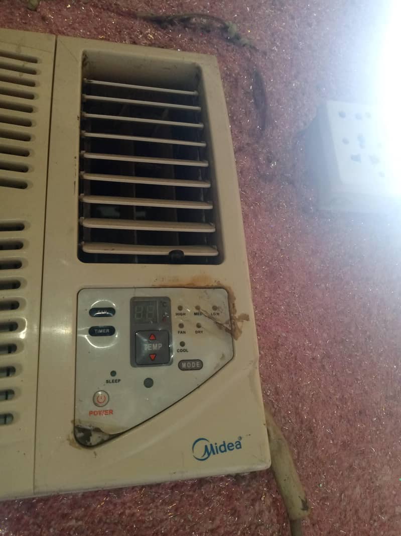 window A c 2