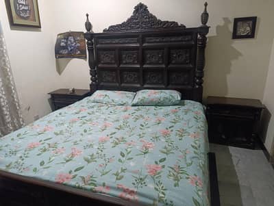 bed ,dressing table,side tables for sale