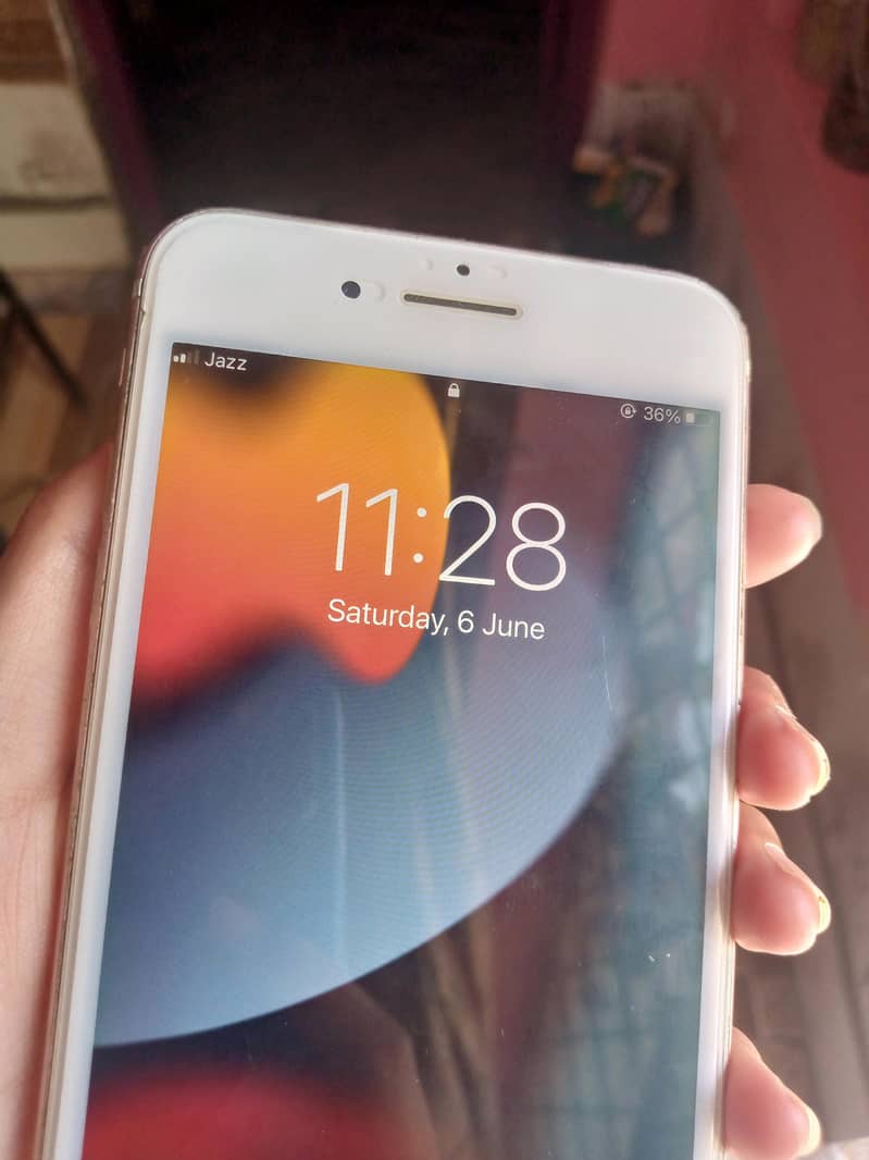Apple iPhone 7 Plus 2