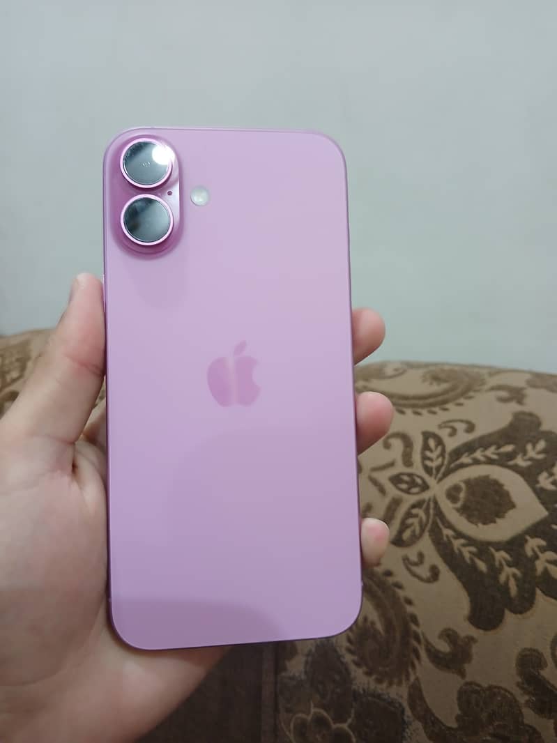 Apple iPhone 16 Plus 0