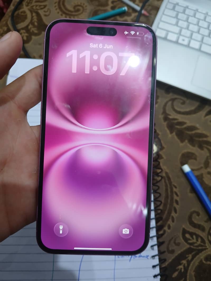 Apple iPhone 16 Plus 5