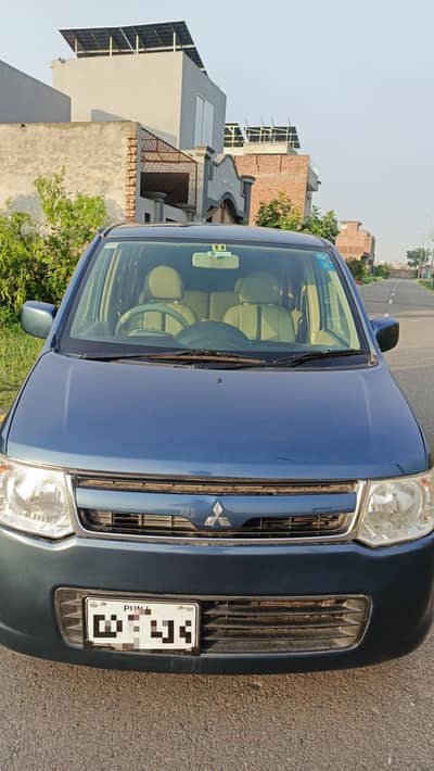 Mitsubishi Ek Wagon 2013