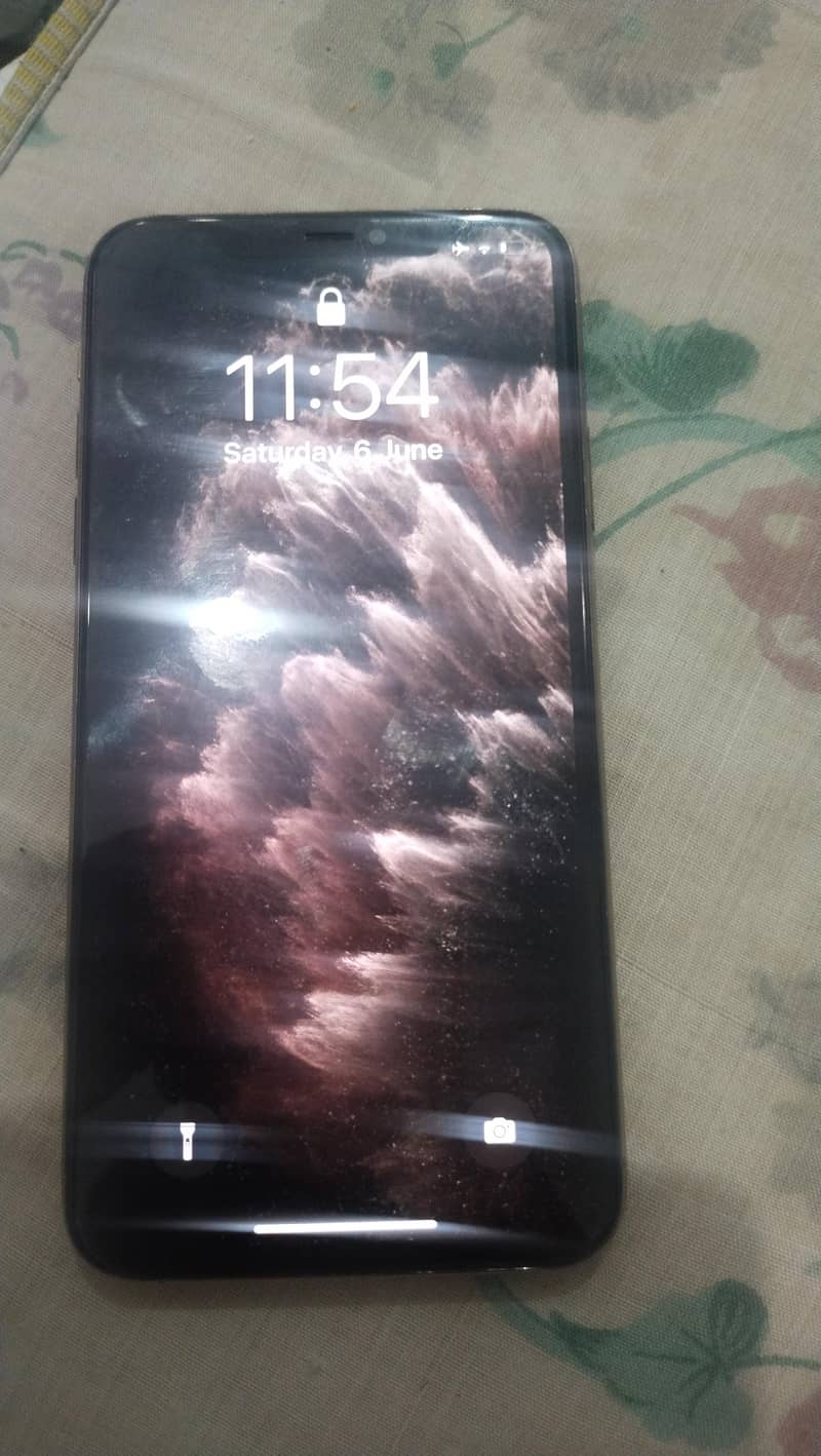 Apple iPhone 11 Pro Max 1