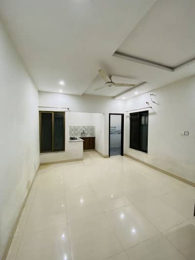 Studio Flat For Rent Only For Job Holder Or Bachelor