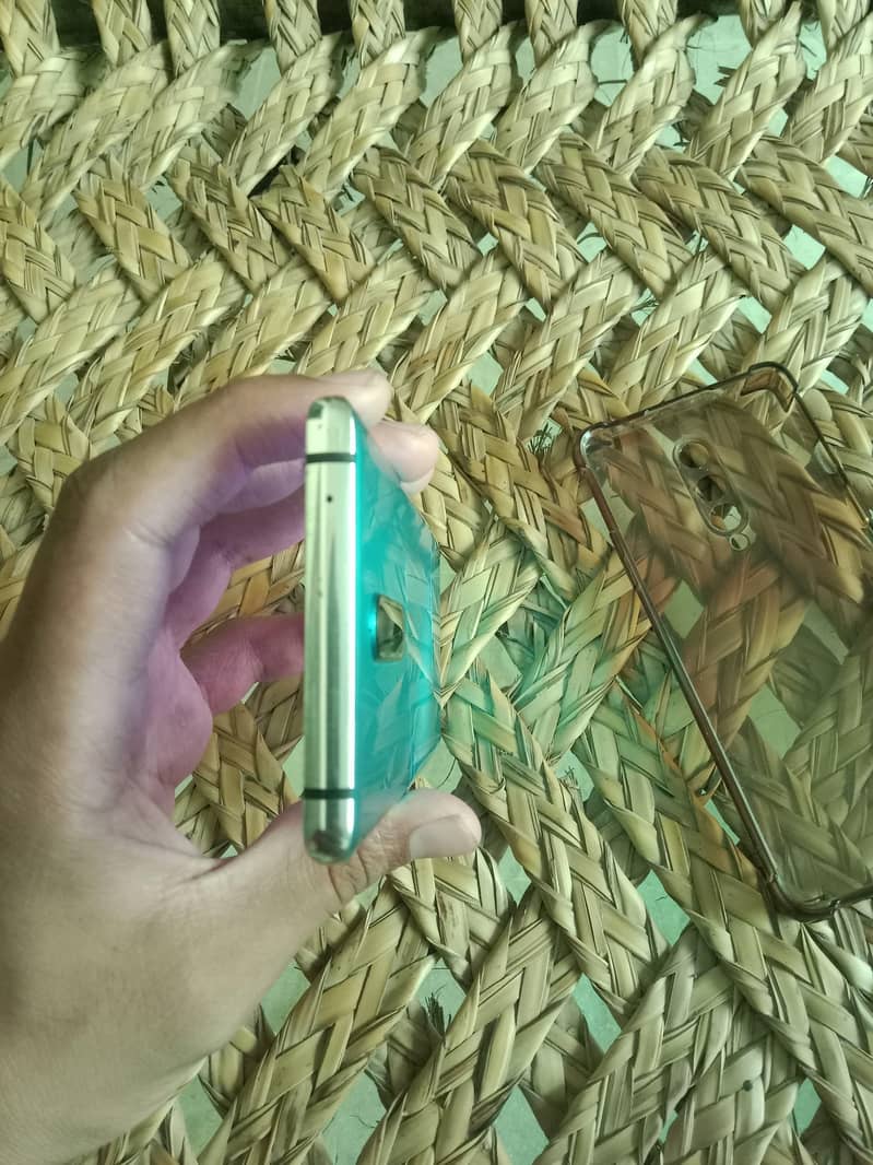 One Plus 8 4
