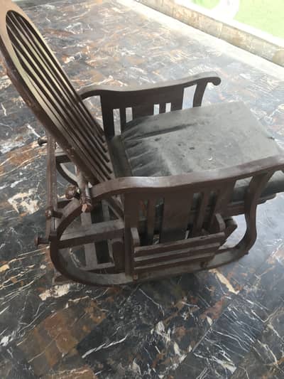 Rocking chair