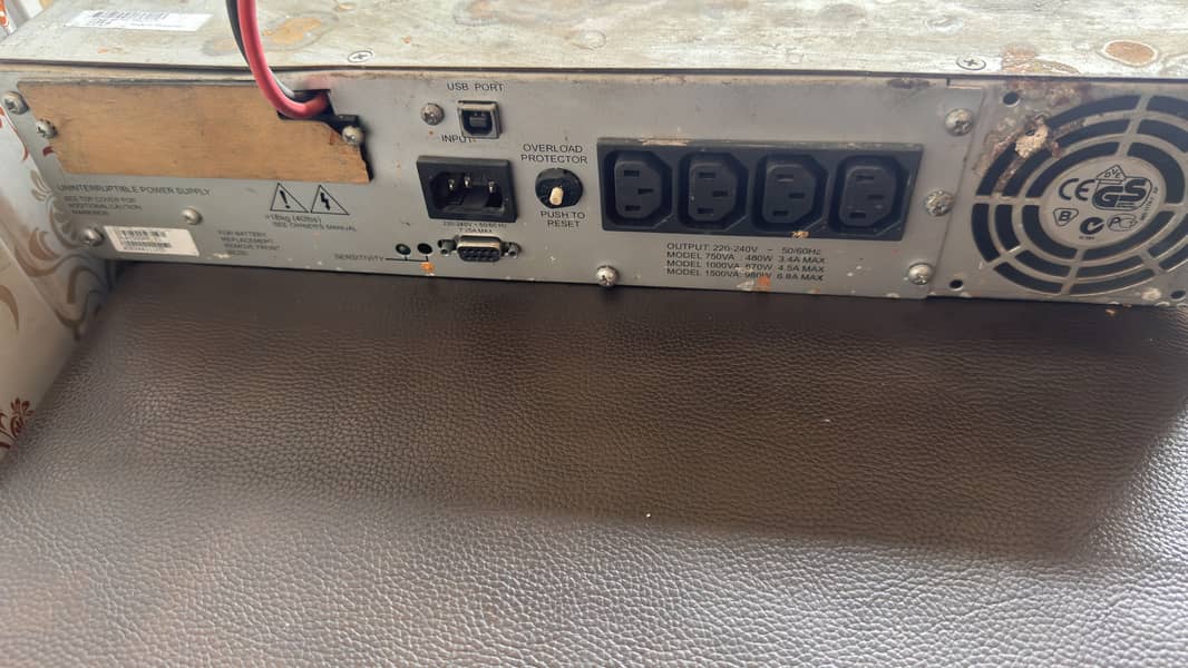 APC ups 0