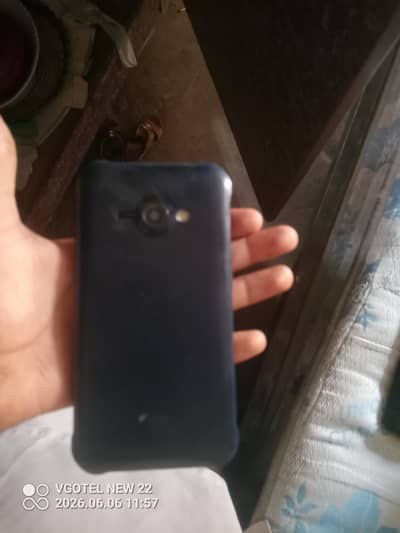 Samsung Mobile J1 Ace