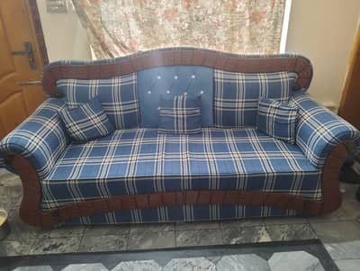 5 Seater Sofa For sale