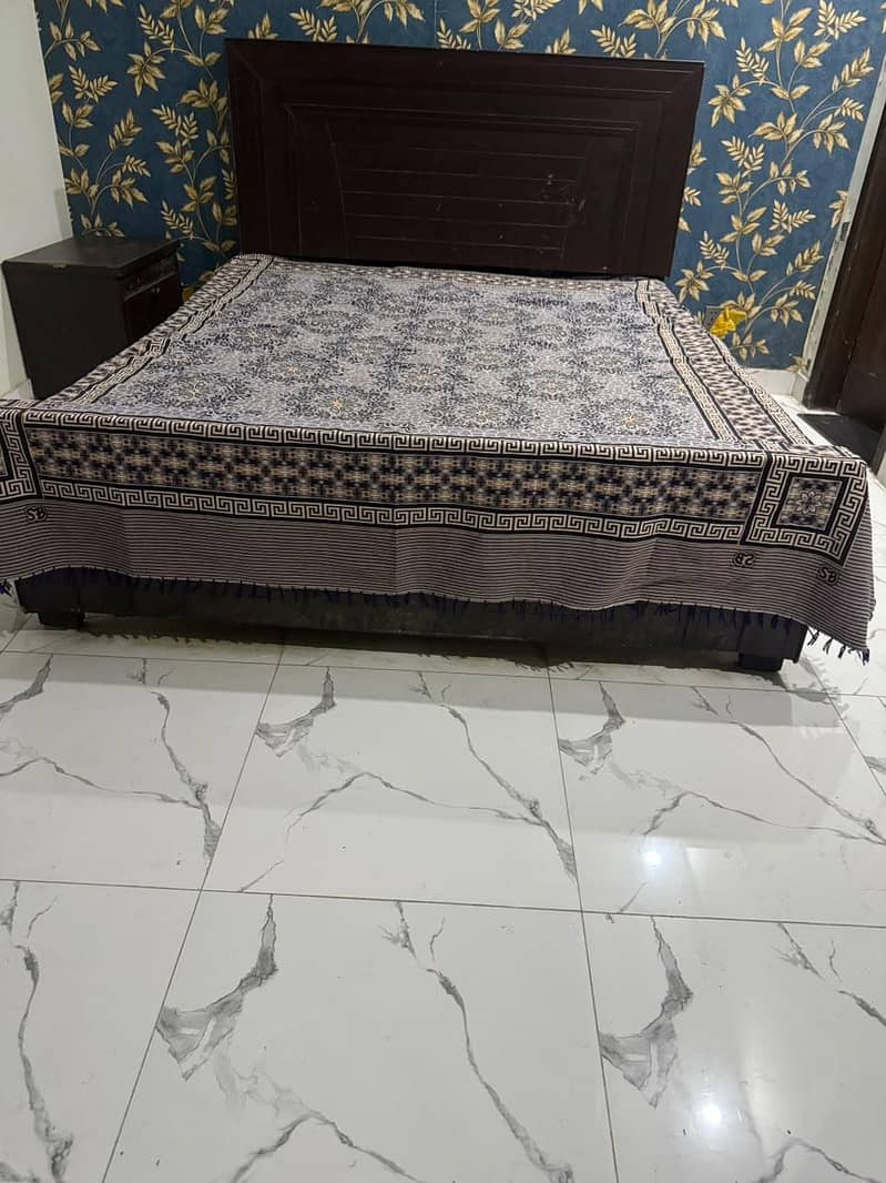king size bed 1