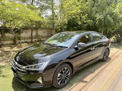 Hyundai Elantra 2022