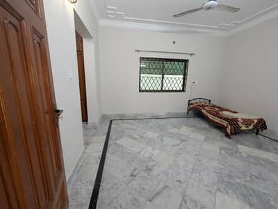 3 bed portion for rent at G-10