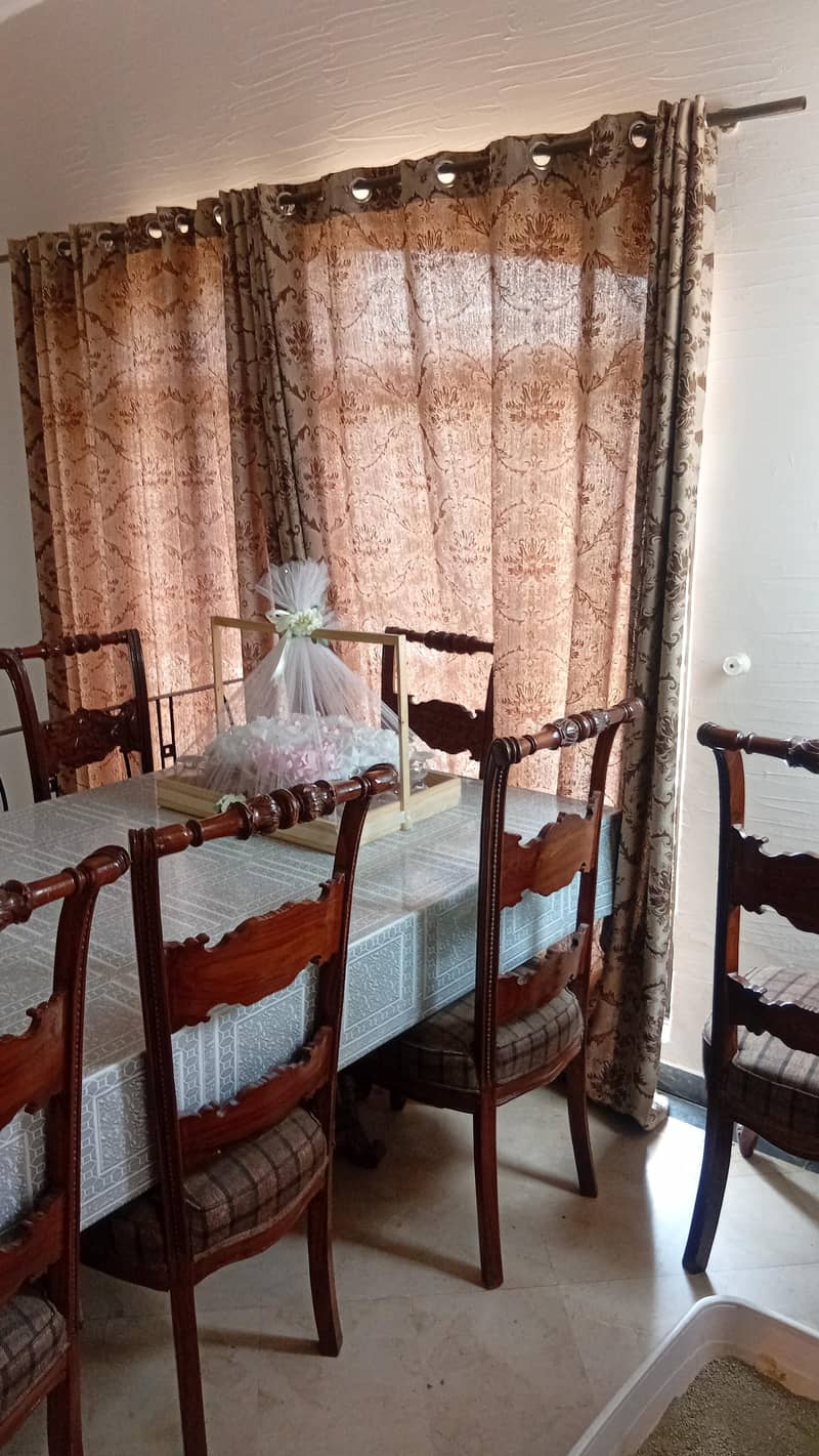 dining table 0