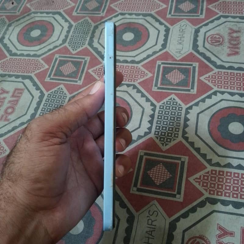 Realme Note 50 4