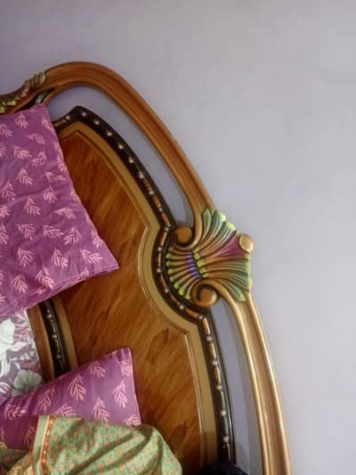 bed with side tables  king size without metress