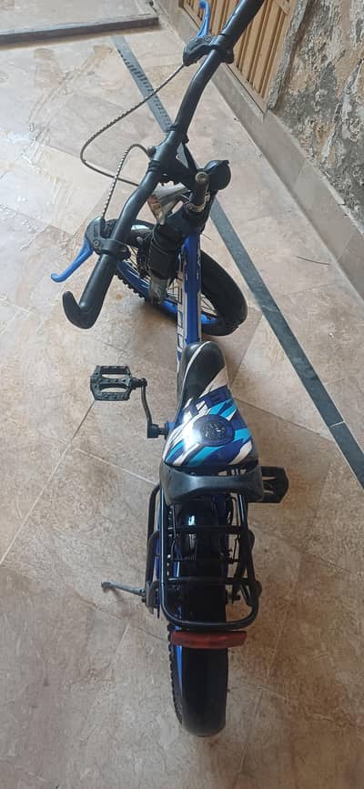 branded kid Cycle.