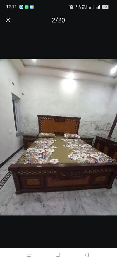 Large Bed with show case and Dressing