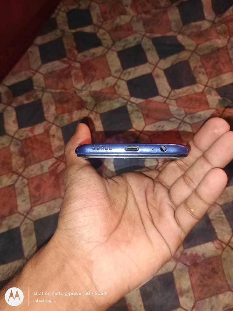 Xiaomi Redmi Note 9 4