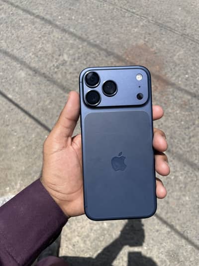 Apple iPhone 17 Pro Max non jv with box cable