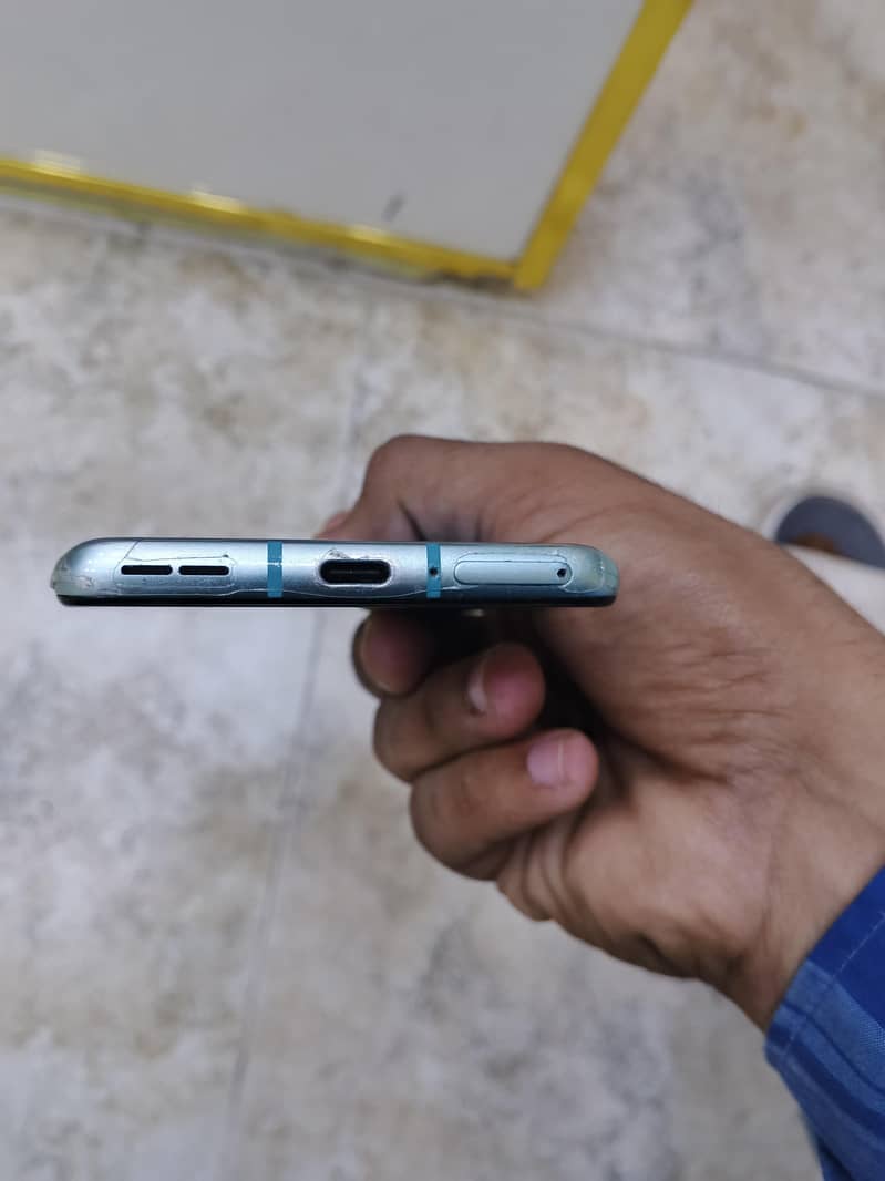 One Plus 8T 8