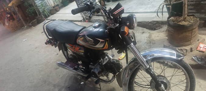 Honda cd 70  2022