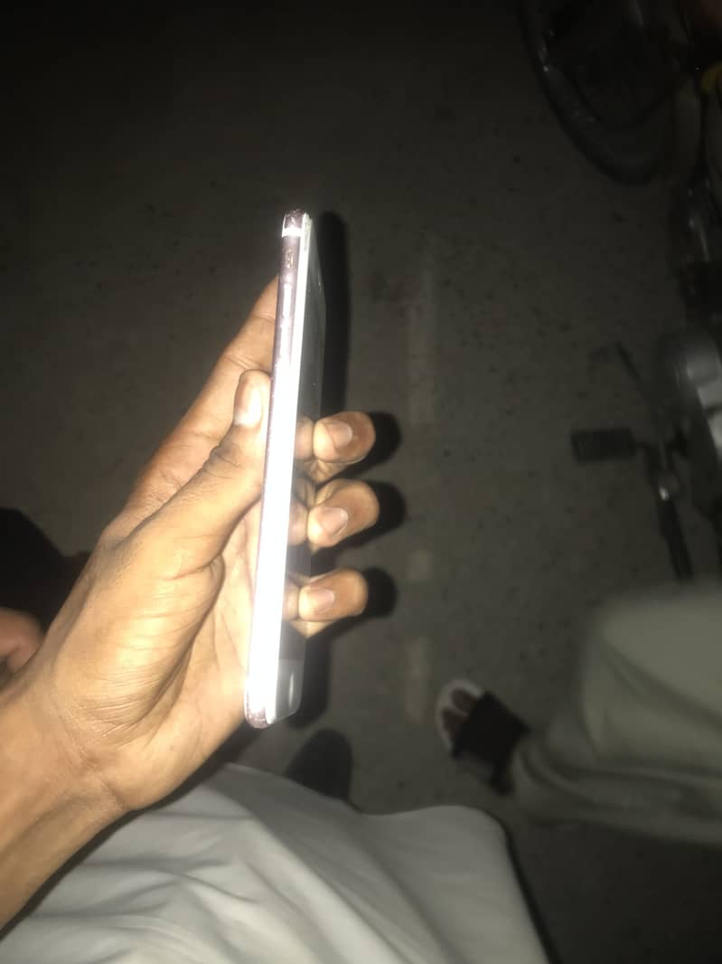 Apple iPhone 7 Plus 5
