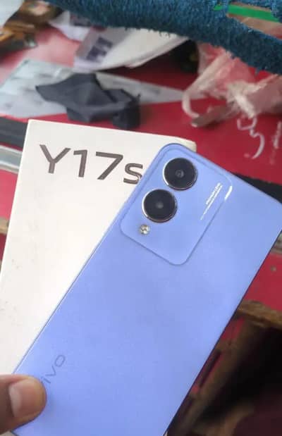 Vivo y17s urgent sell with box 6/128
