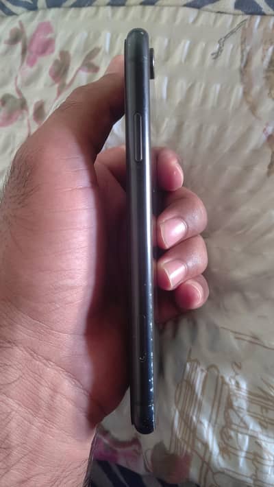 Apple iPhone XR