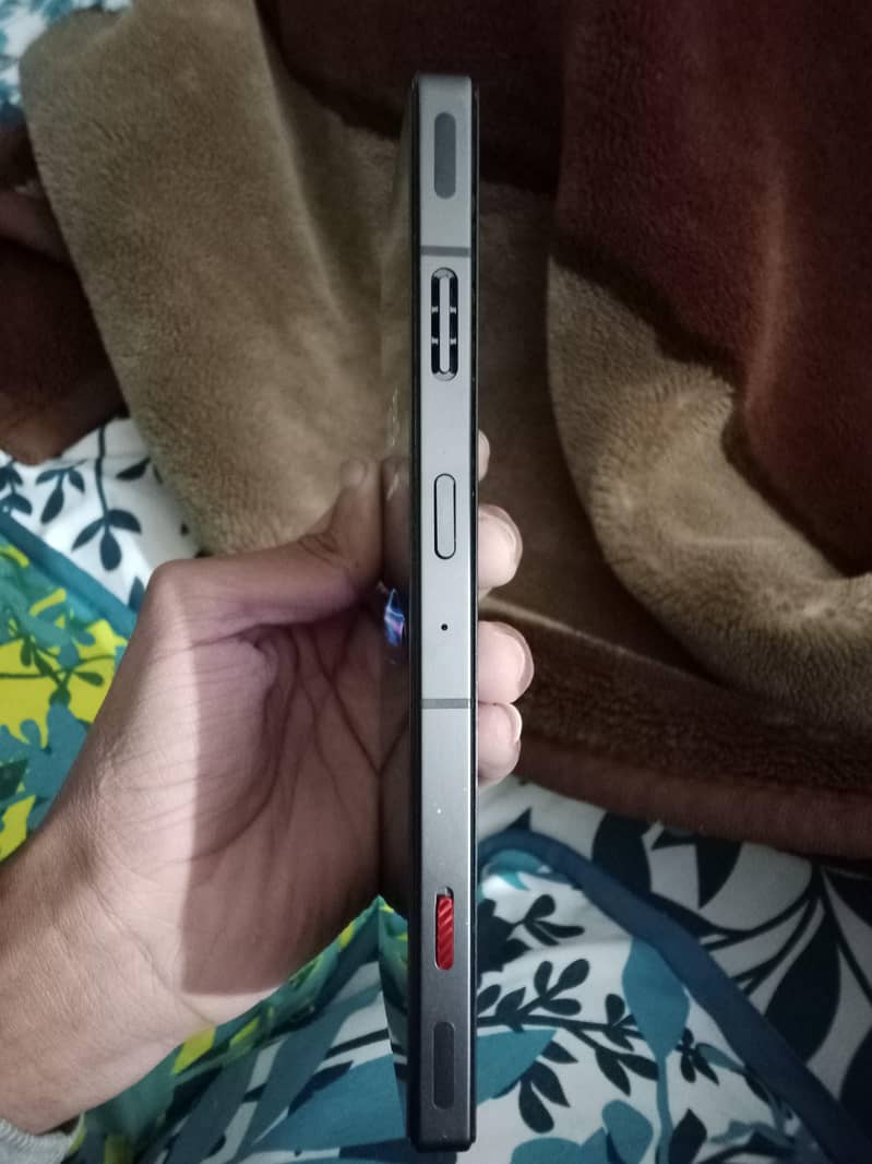 REDMAGIC 11 PRO 2