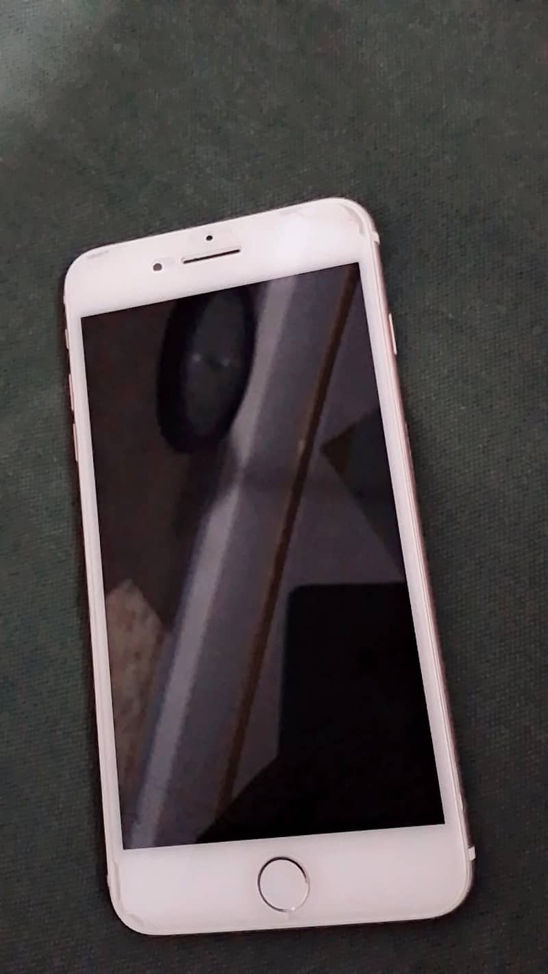 Apple iPhone 7 Plus. 5