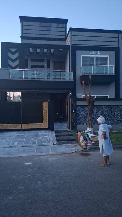 Facing Park Ten Marla House Available For Rent In Citi Housing Sialkot