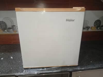 Haier mini fridge hr-62