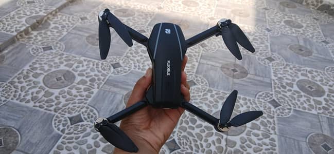 PLEGBLE PL-516 4K WiFi Camera Drone| UK Gift | Brand New