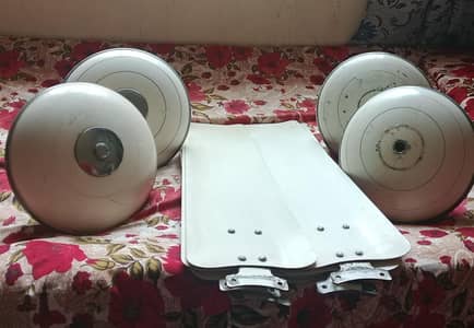 4 fans