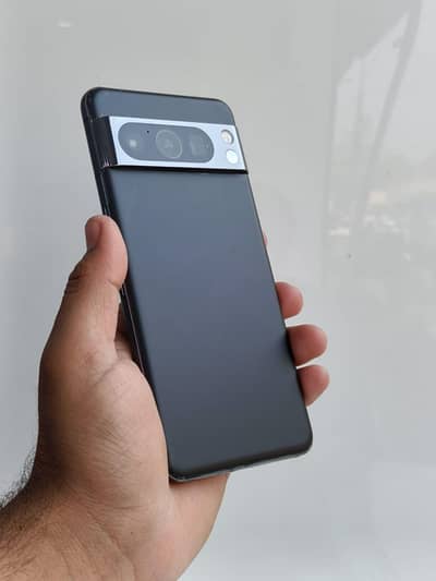 Google Pixel 8 Pro
