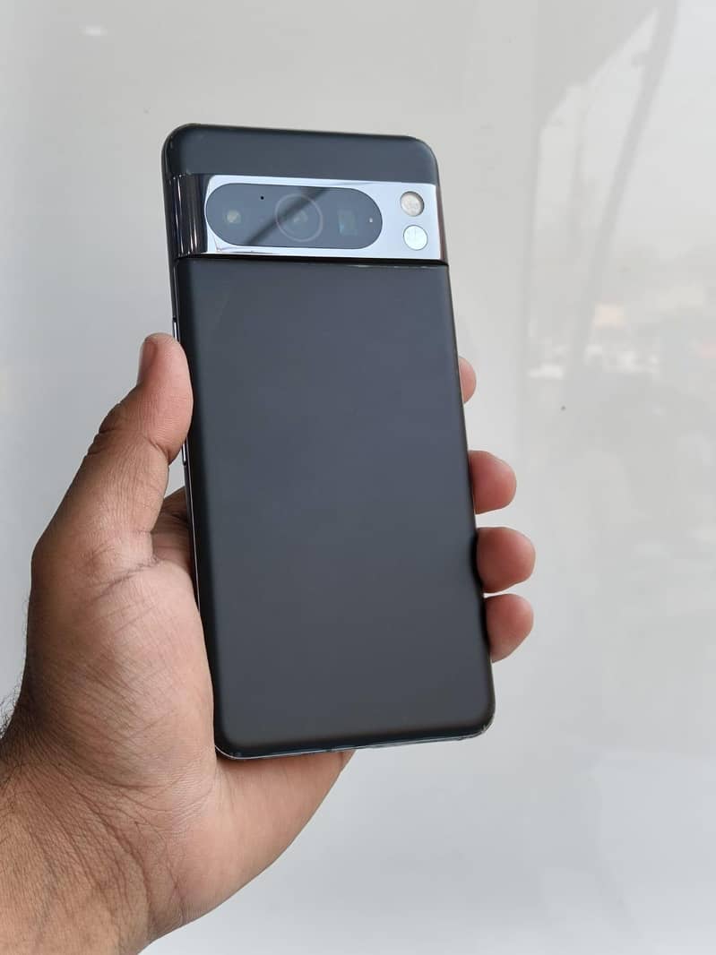 Google Pixel 8 Pro 1