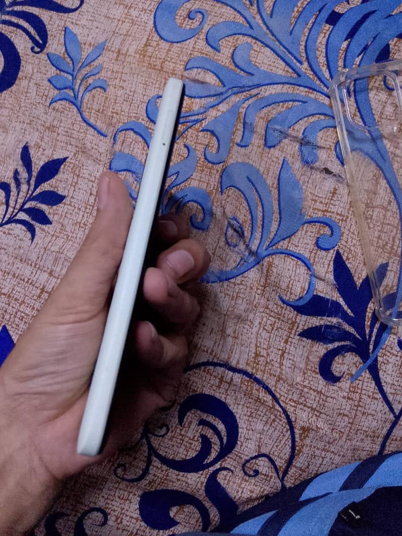 Redmi  A2 plus 1