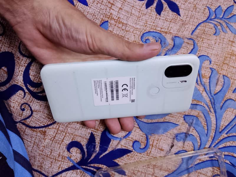 Redmi  A2 plus 7