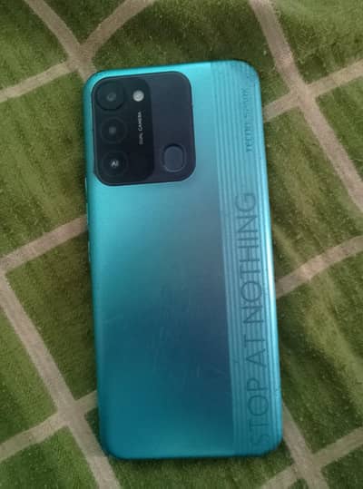 Tecno Spark 8C