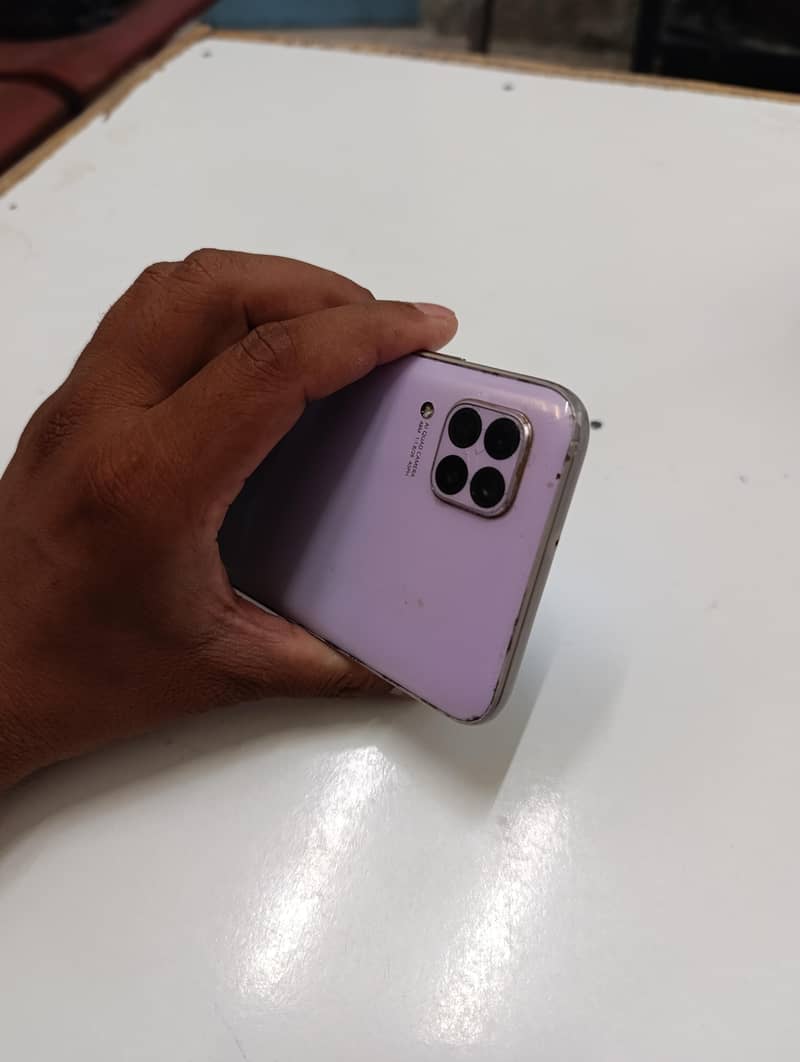 Huawei nova 7i 3