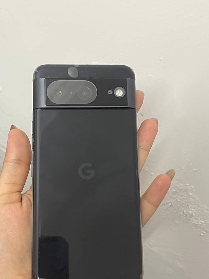 Google Pixel 8 1
