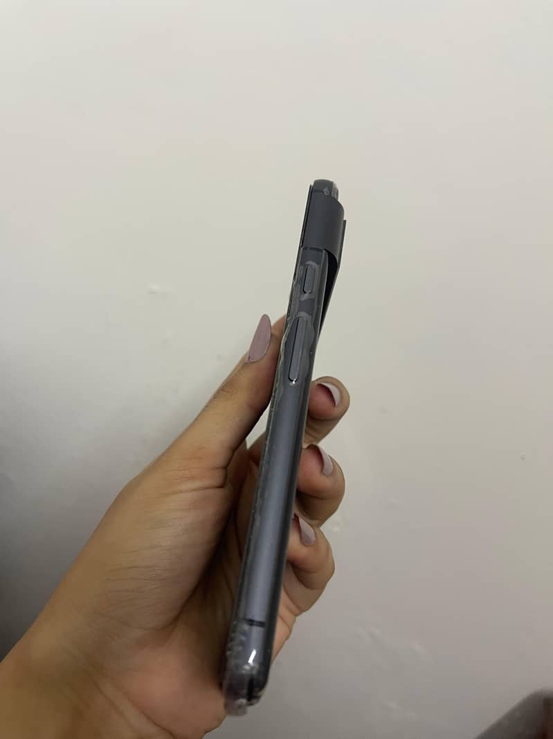 Google Pixel 8 5