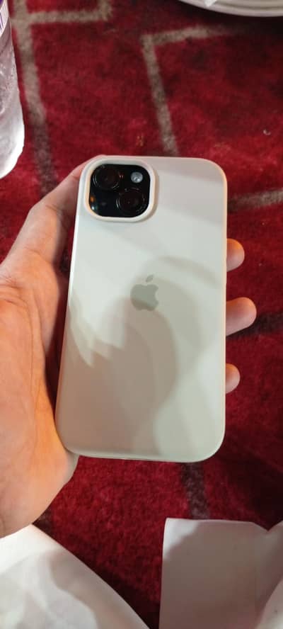 Apple iPhone 15