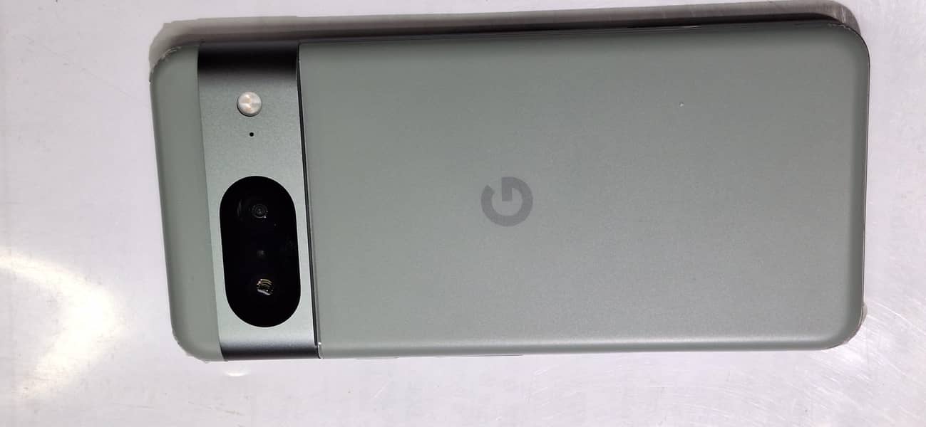Google Pixel 8 3