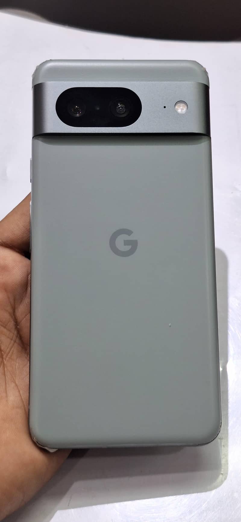 Google Pixel 8 4