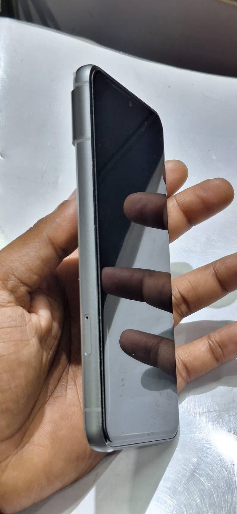 Google Pixel 8 5