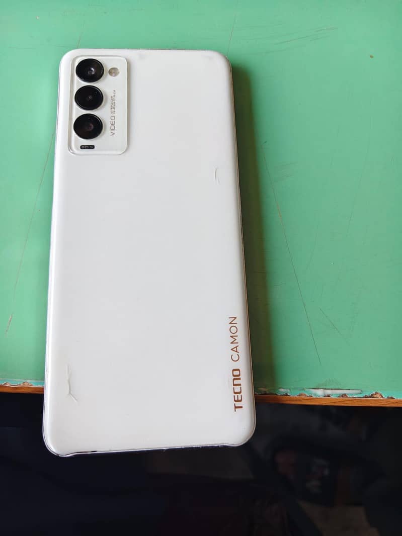 Tecno Camon 18 1