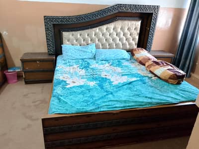Woden Complete Bed Set Furniture