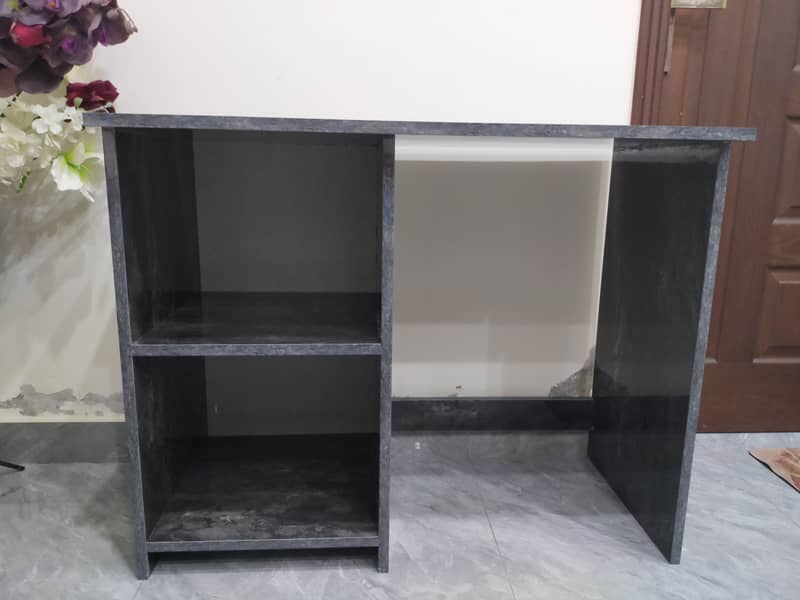 Study table 2