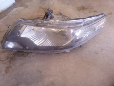 front headlight Khali side. Honda city ki he